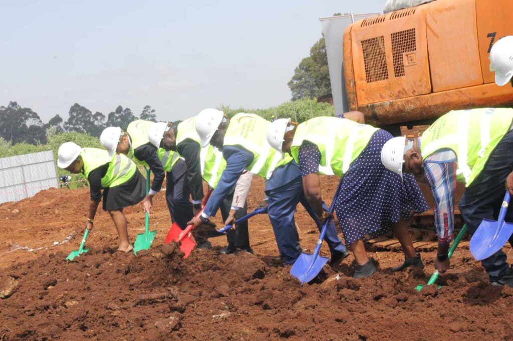 Muzi-Salama-Groundbreaking-event-at-Tilisi.